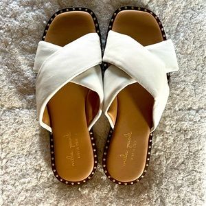 Mila Paoli Sandals! Size 7.5